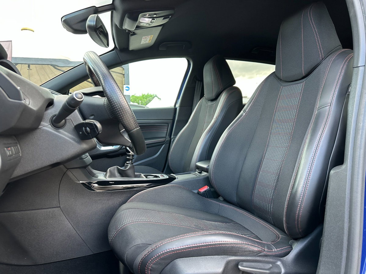 Peugeot 308 BlueHDi 120 S&S EAT6 GT Line (15)
