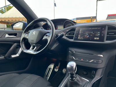 Peugeot 308 BlueHDi 120 S&S EAT6 GT Line (19)