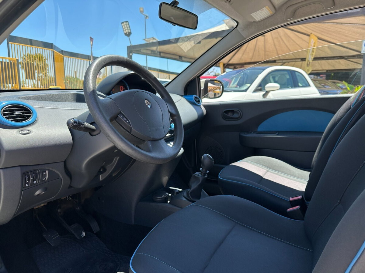 Renault Twingo 1.2 16V Live (11)