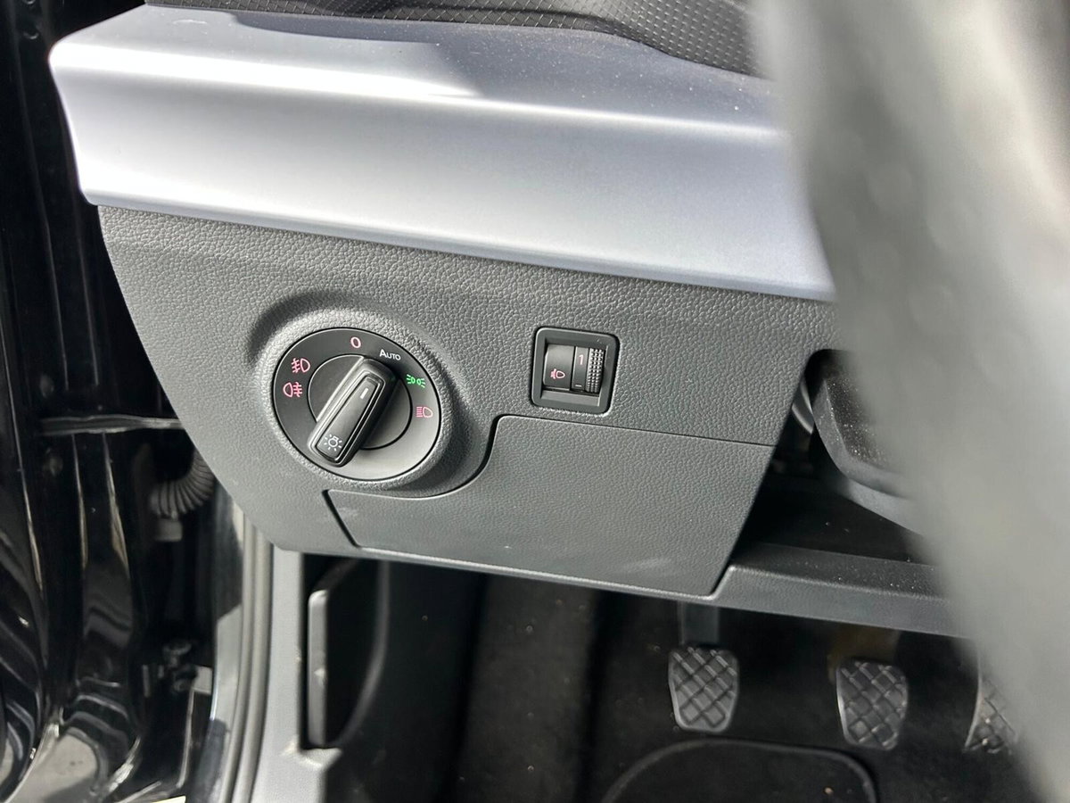 SEAT Ibiza 1.0 ecotsi FR 95cv (8)