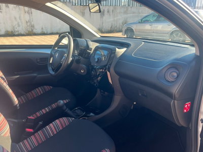 Citroen C1 C1 VTi 72 5 porte Shine (12)