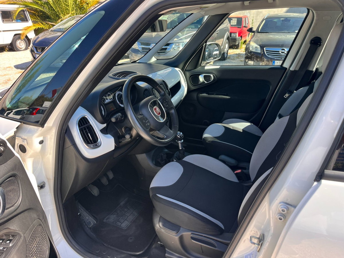Fiat 500L 1.4 T-Jet 120 CV GPL Lounge (9)
