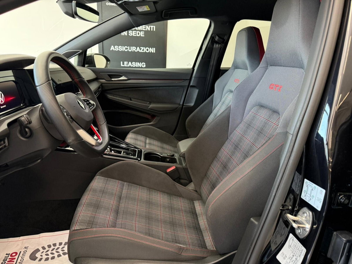 Volkswagen Golf 2.0 TSI GTI DSG (11)
