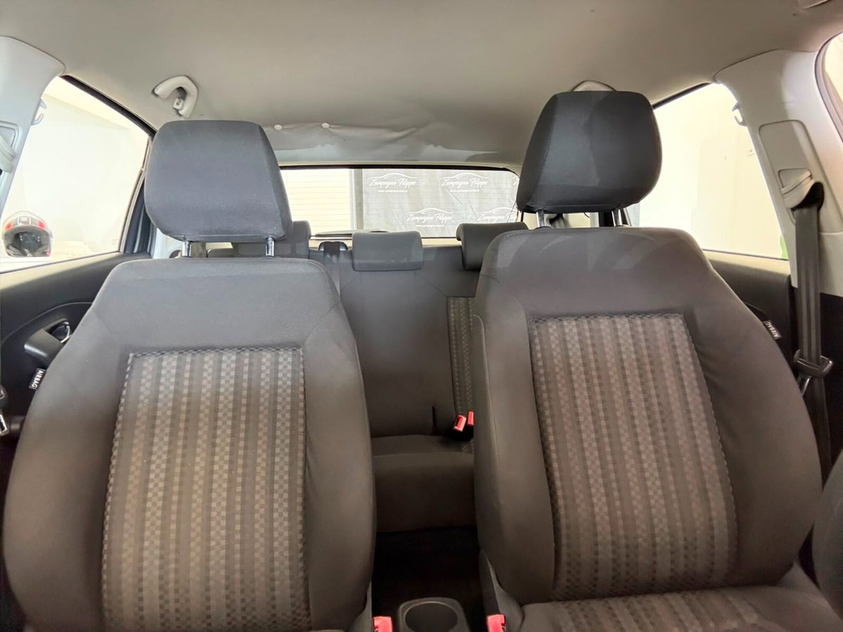 Volkswagen Polo 1.0 MPI 5p. Trendline (11)
