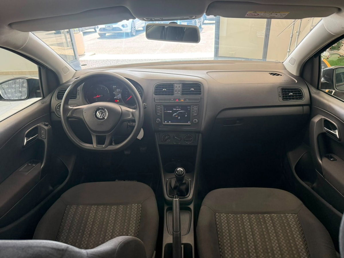 Volkswagen Polo 1.0 MPI 5p. Trendline (12)