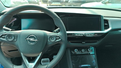 Opel Grandland 1.5 diesel Ecotec aut. Business Elegance (7)