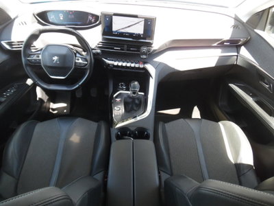 Peugeot 3008 BlueHDi 130 S&S Allure (11)