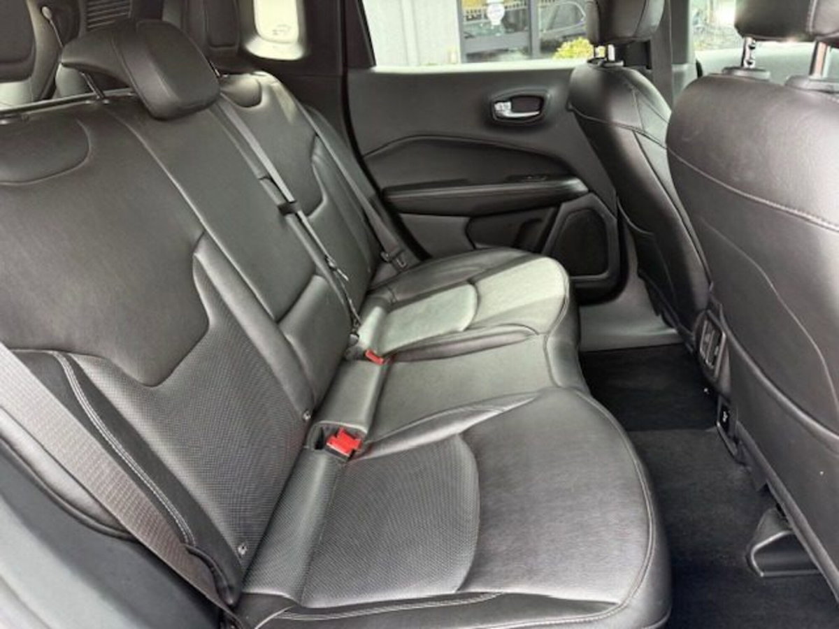 Jeep Compass 1.3 T4 240CV PHEV AT6 4xe S (13)