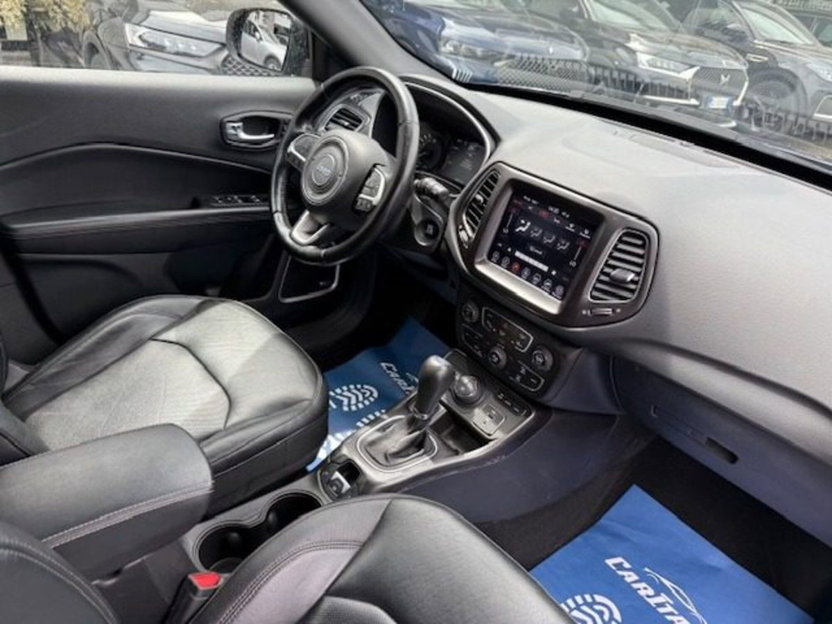 Jeep Compass 1.3 T4 240CV PHEV AT6 4xe S (8)