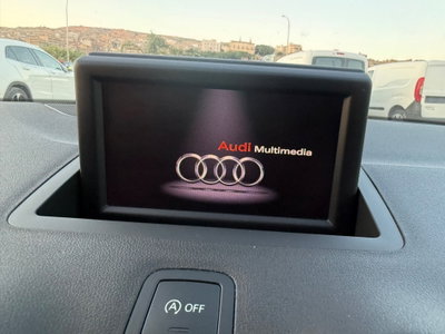 Audi A1 1.6 TDI 105 CV Attraction (16)