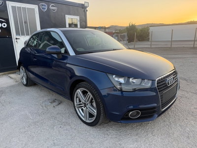 Audi A1 1.6 TDI 105 CV Attraction (3)