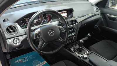 Mercedes-Benz Classe C 200 CDI BlueEFFICIENCY Executive (14)