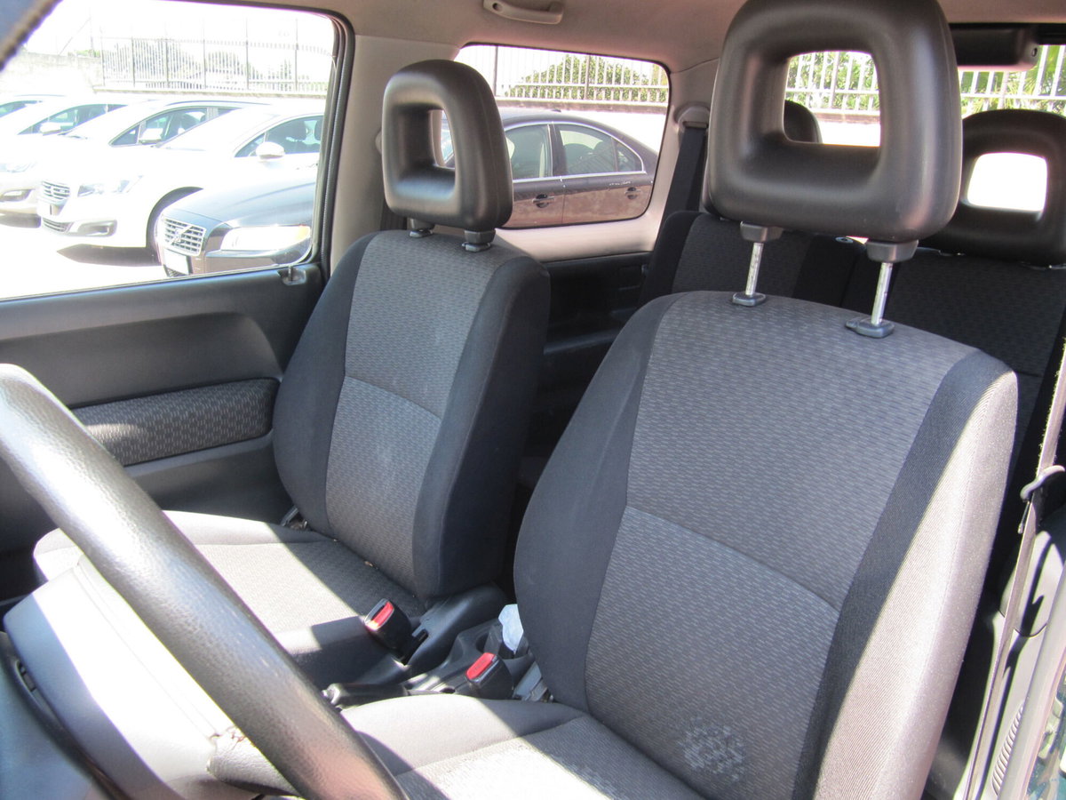 Suzuki Jimny 1.5 DDiS cat 4WD JLX Più (11)