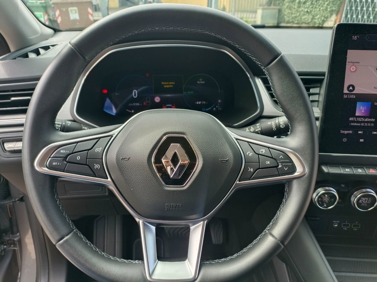 Renault Captur Plug-in Hybrid E-Tech 160 CV Intens (17)