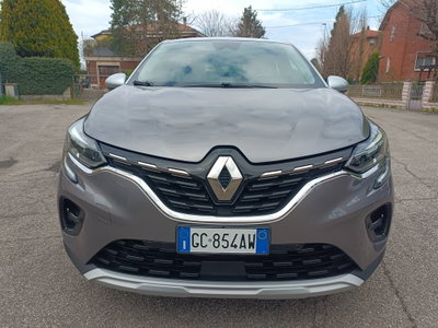 Renault Captur Plug-in Hybrid E-Tech 160 CV Intens (3)