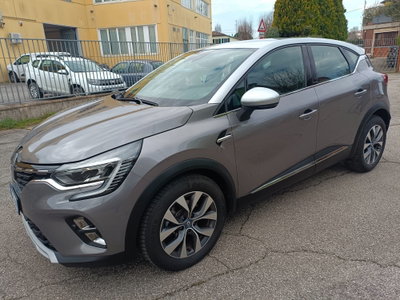 Renault Captur Plug-in Hybrid E-Tech 160 CV Intens (4)