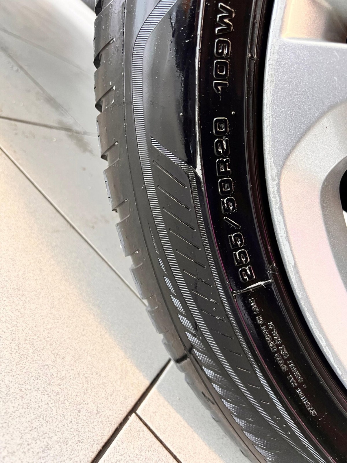 Jaguar E-Pace 2.0D 180 CV AWD (20)