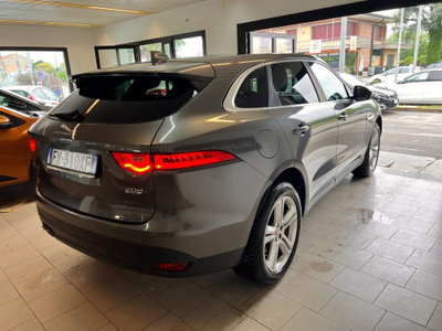 Jaguar E-Pace 2.0D 180 CV AWD (6)