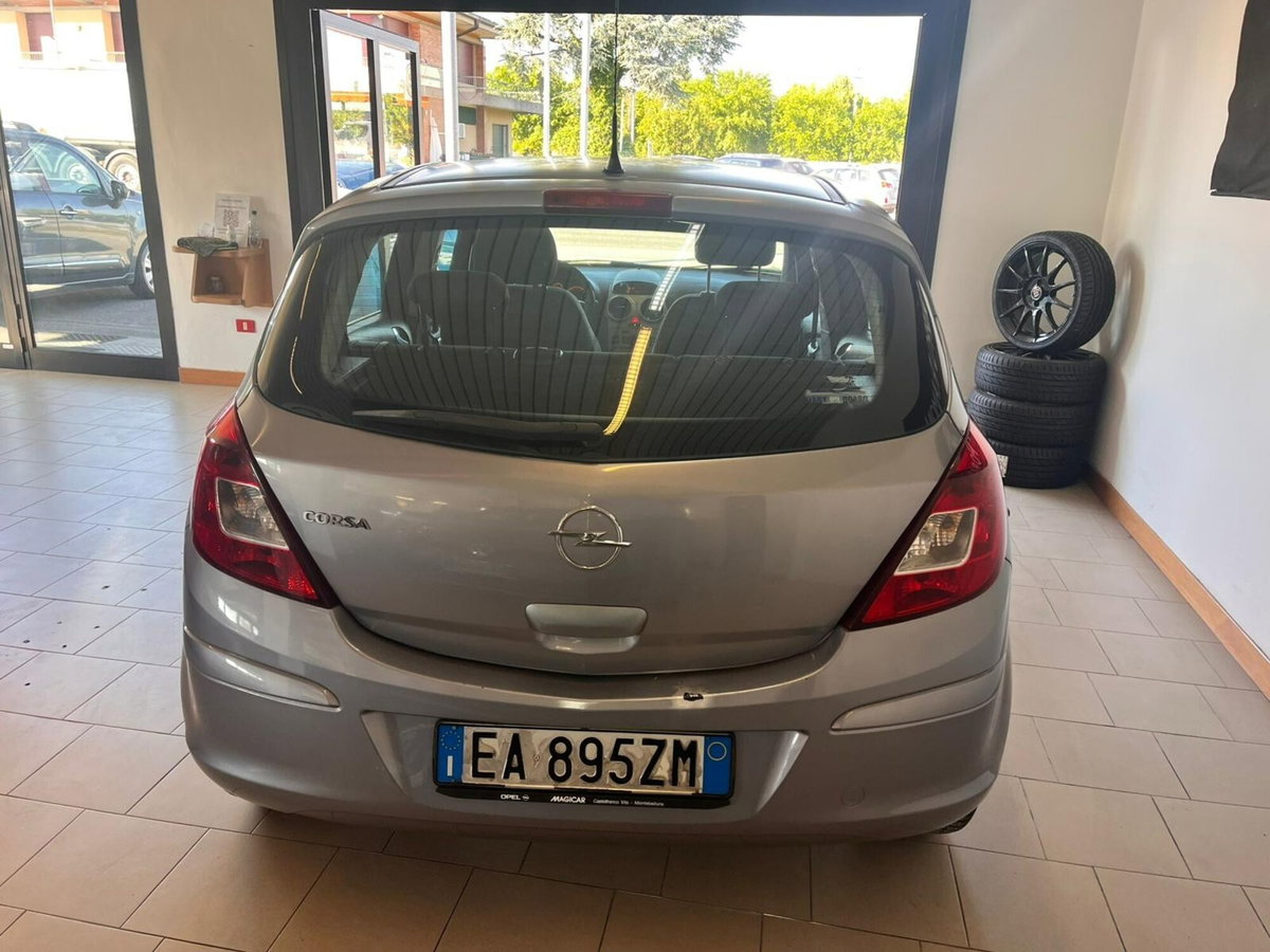 Opel Corsa 1.2 80CV 5 porte GPL-TECH Edition (10)