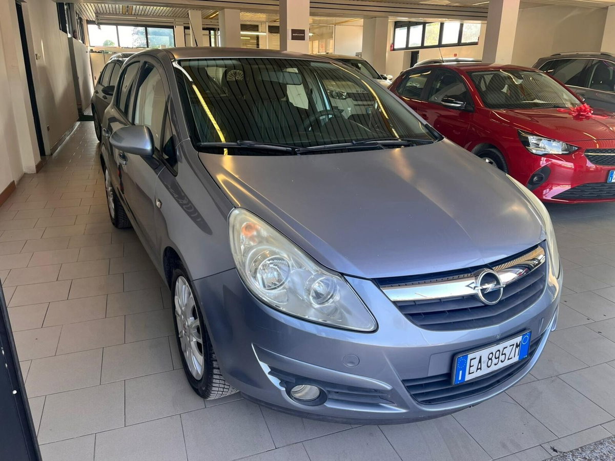 Opel Corsa 1.2 80CV 5 porte GPL-TECH Edition (3)