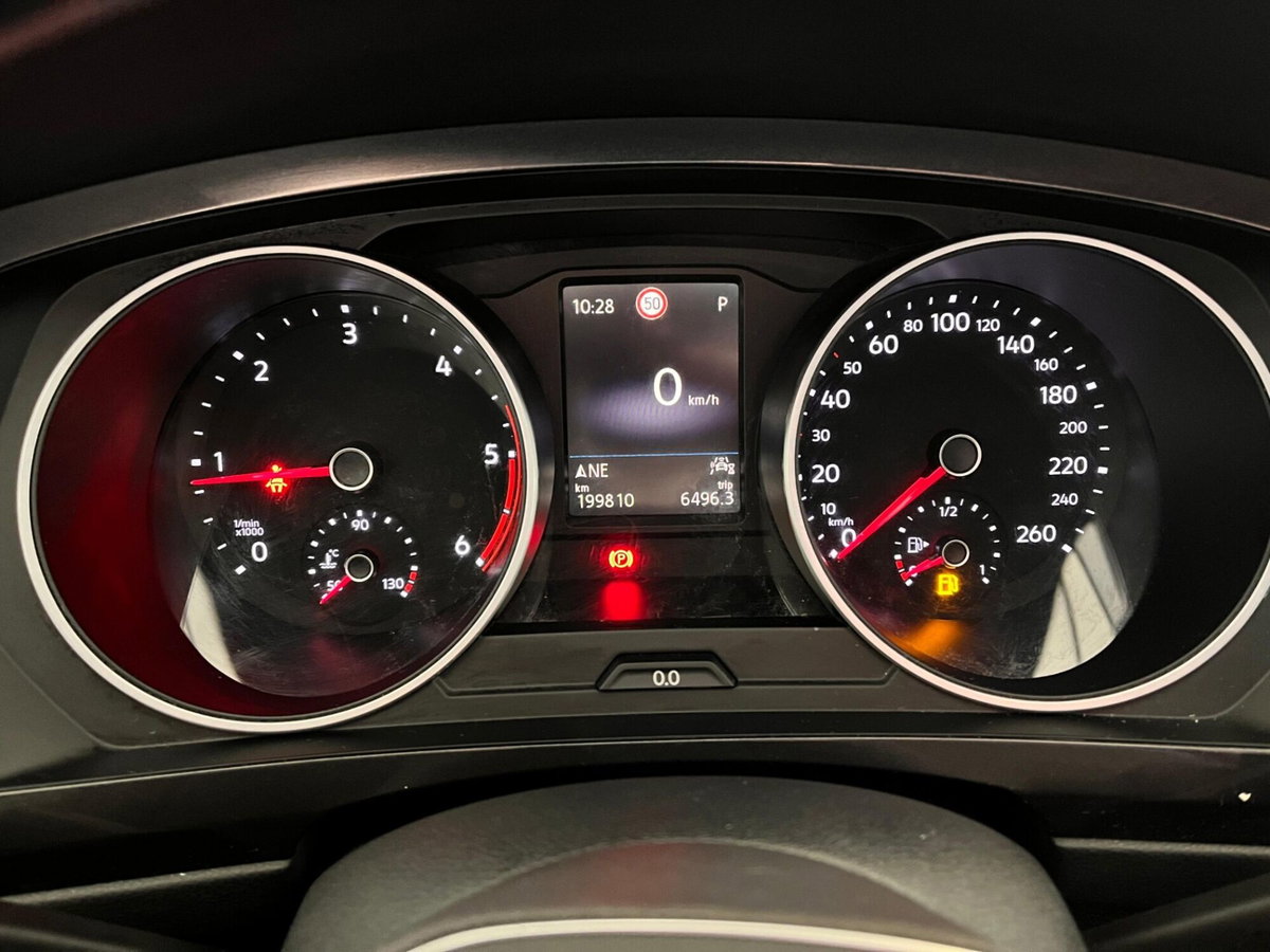 Volkswagen Tiguan 2.0 TDI 150 CV SCR DSG 4MOTION Life (10)