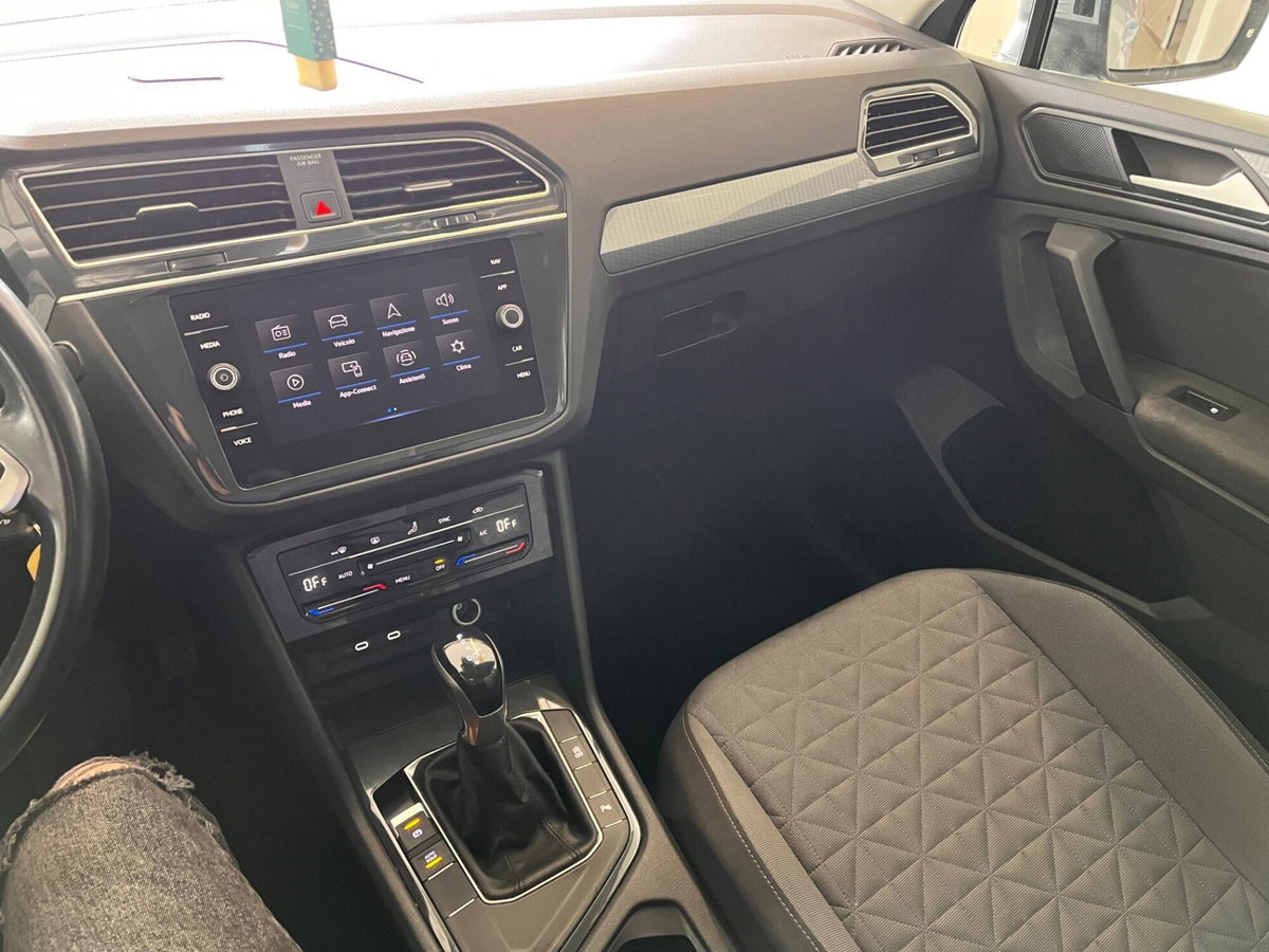 Volkswagen Tiguan 2.0 TDI 150 CV SCR DSG 4MOTION Life (12)