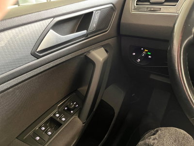 Volkswagen Tiguan 2.0 TDI 150 CV SCR DSG 4MOTION Life (13)