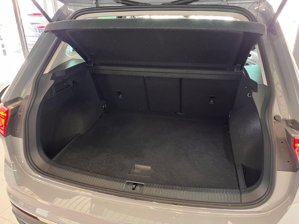 Volkswagen Tiguan 2.0 TDI 150 CV SCR DSG 4MOTION Life (15)