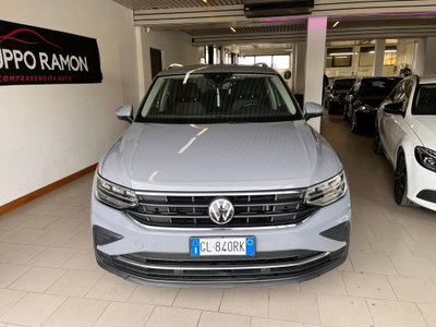 Volkswagen Tiguan 2.0 TDI 150 CV SCR DSG 4MOTION Life (2)