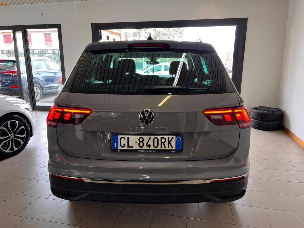 Volkswagen Tiguan 2.0 TDI 150 CV SCR DSG 4MOTION Life (5)