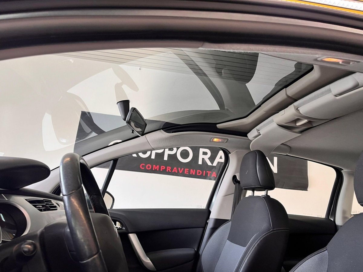 Citroen C3 1.1 Exclusive (11)