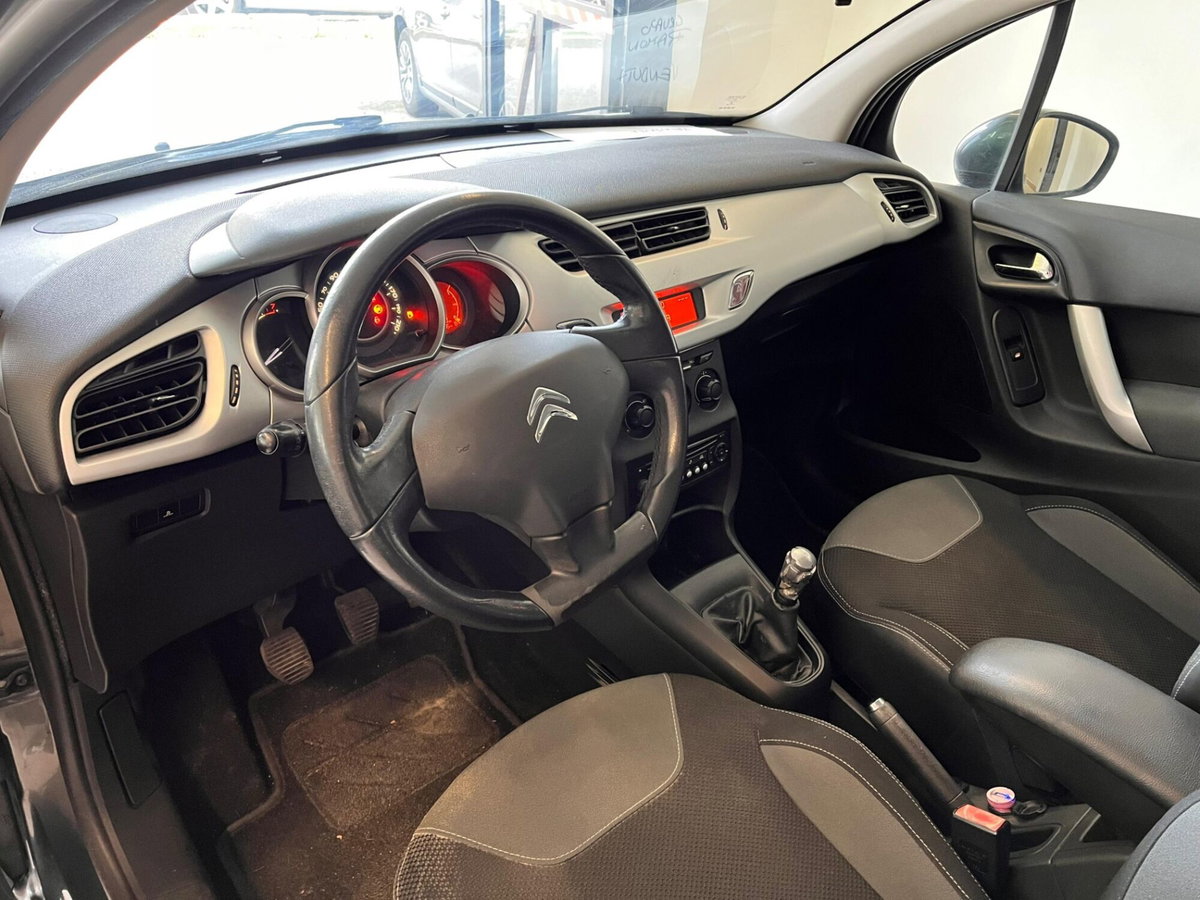 Citroen C3 1.1 Exclusive (4)