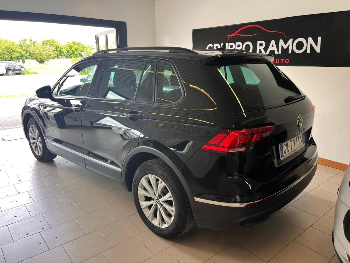 Volkswagen Tiguan 2.0 TDI 150 CV SCR DSG 4MOTION Elegance (5)