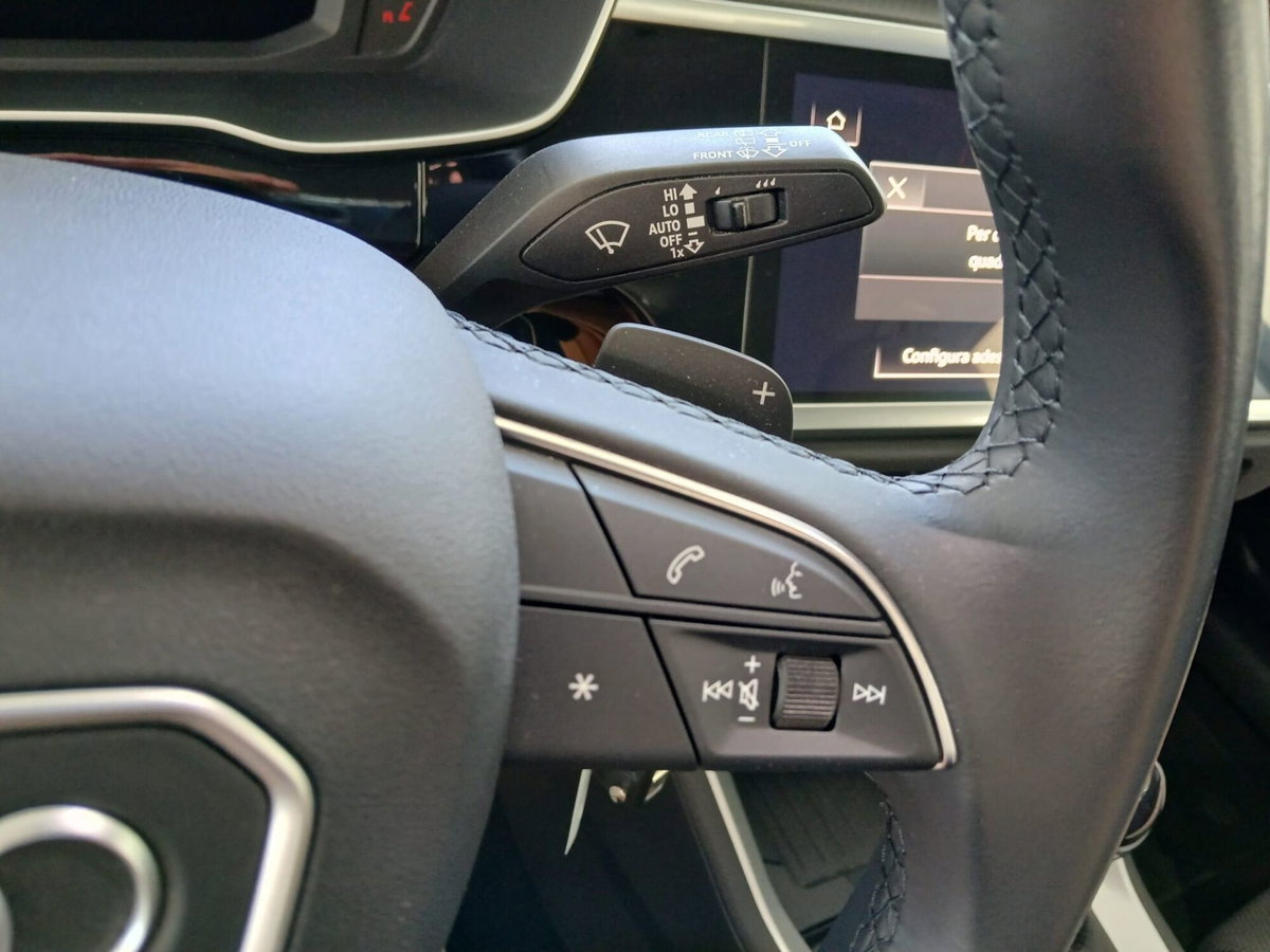 Audi Q3 Sportback 35 TDI quattro S tronic S line edition (16)