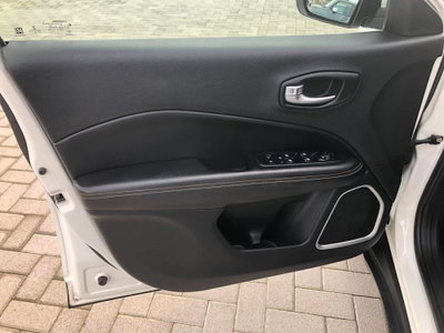 Jeep Compass 2.0 Multijet II aut. 4WD Limited (6)