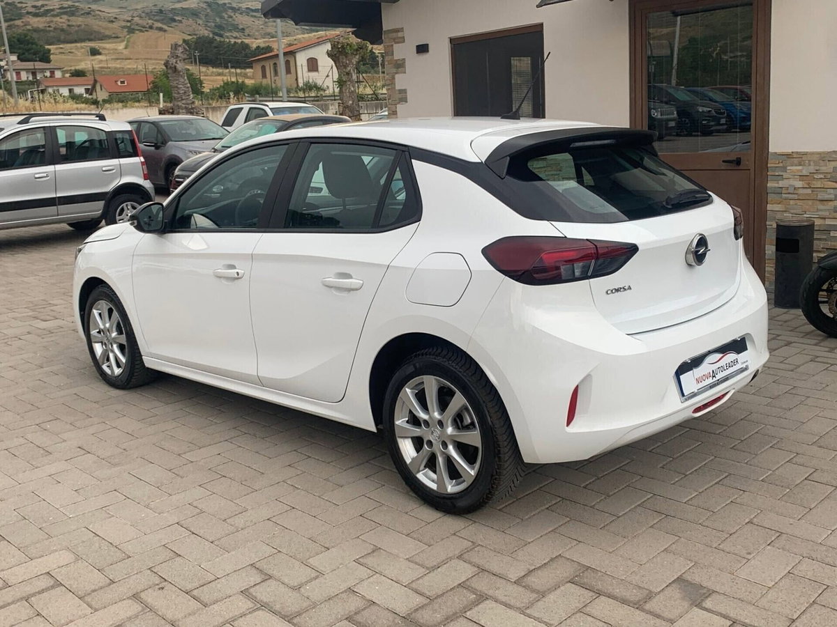Opel Corsa 1.5 D 100 CV Elegance (2)