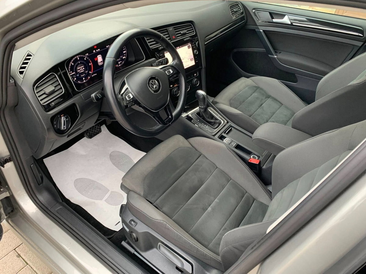 Volkswagen Golf 1.6 TDI 115 CV DSG 5p. Executive BlueMotion Technology (9)