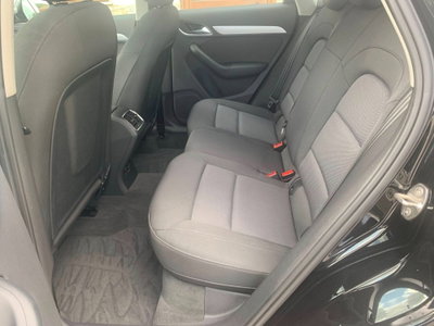 Audi Q3 2.0 TDI 120 CV Sport (11)