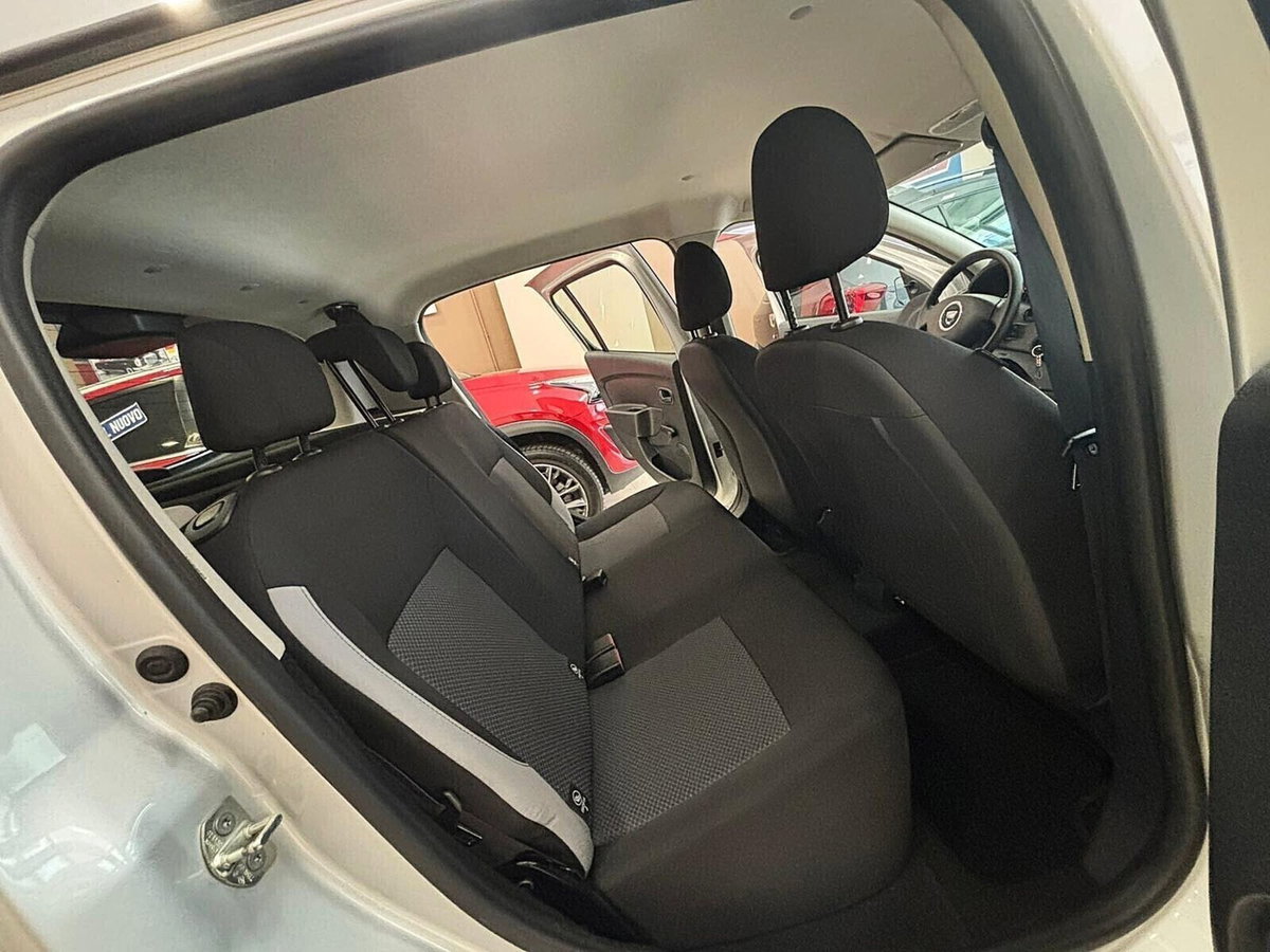 Dacia Sandero 1.5 dCi 8V 75CV Ambiance (10)