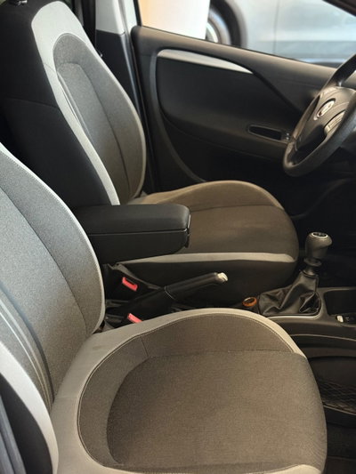 Fiat Punto 1.4 8V 5 porte Natural Power Pop (8)