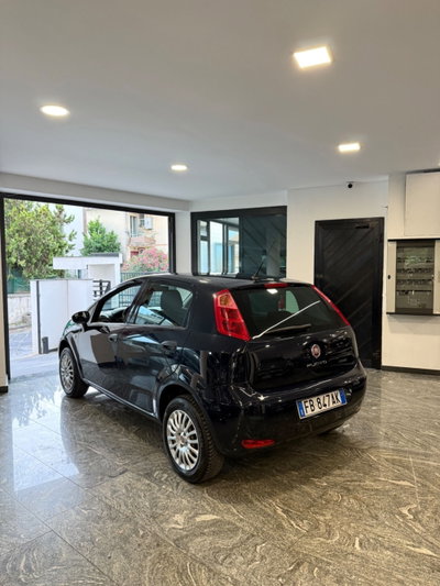 Fiat Punto 1.4 8V 5 porte Natural Power Street (2)
