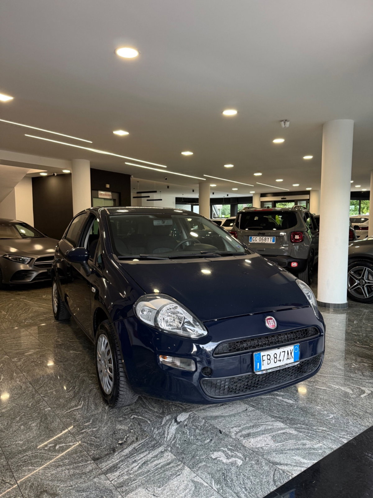 Fiat Punto 1.4 8V 5 porte Natural Power Street (6)