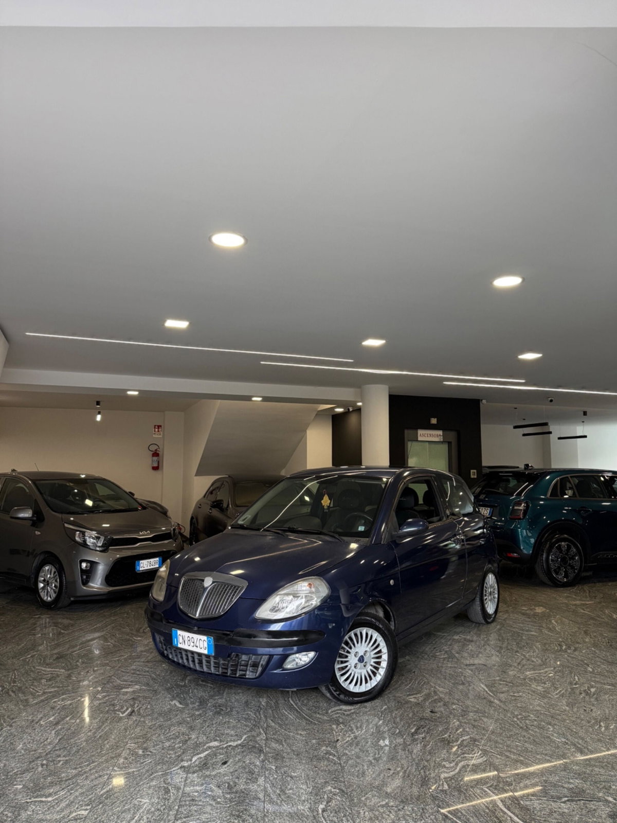 Lancia Ypsilon 1.2 Argento