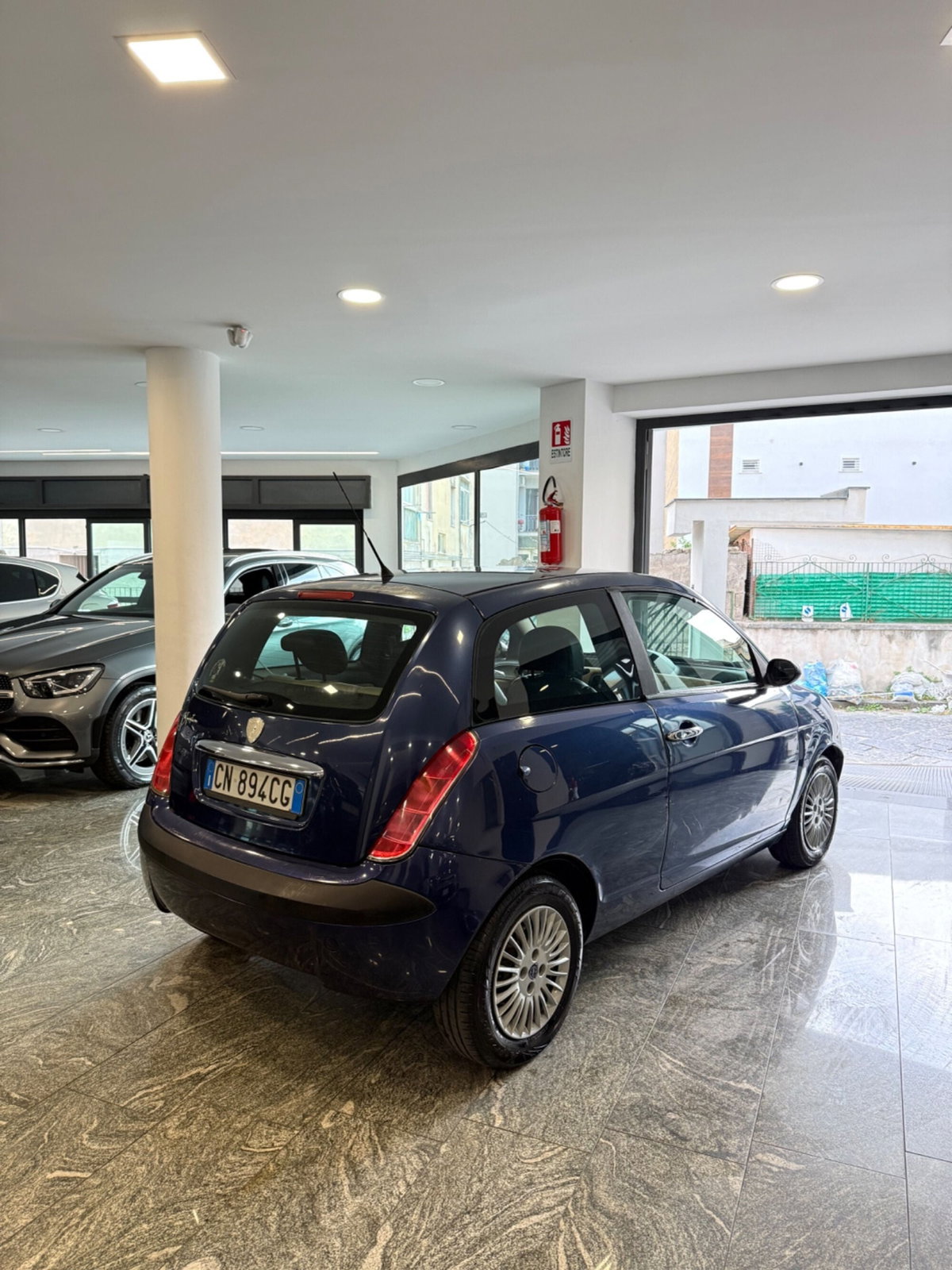 Lancia Ypsilon 1.2 Argento (4)
