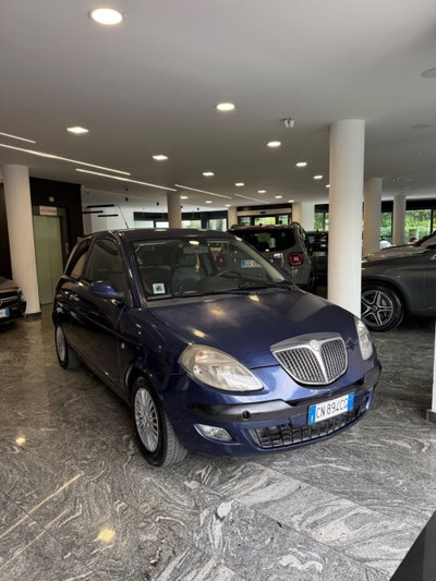 Lancia Ypsilon 1.2 Argento (7)
