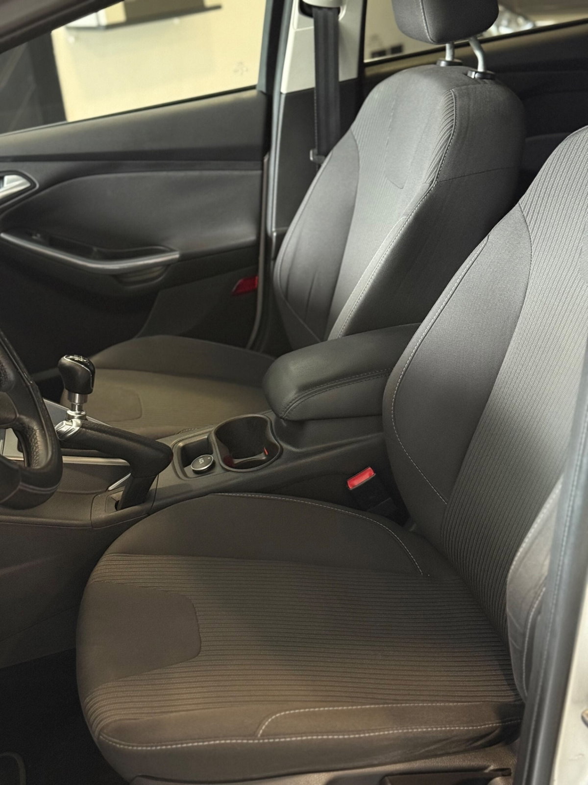 Ford Focus 1.6 TDCi 115 CV Titanium (11)