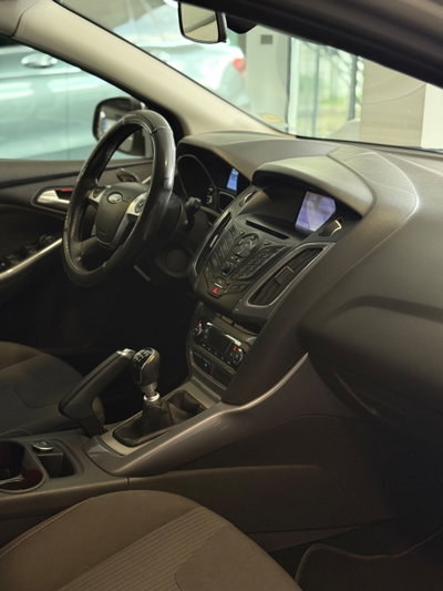 Ford Focus 1.6 TDCi 115 CV Titanium (8)