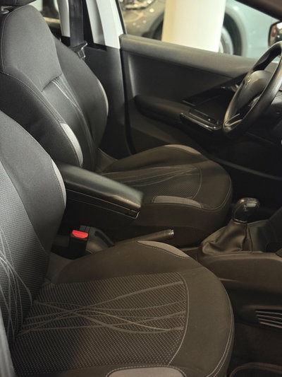 Peugeot 208 VTi 95 CV 5p. GPL Allure (11)