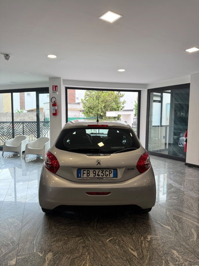 Peugeot 208 VTi 95 CV 5p. GPL Allure (3)