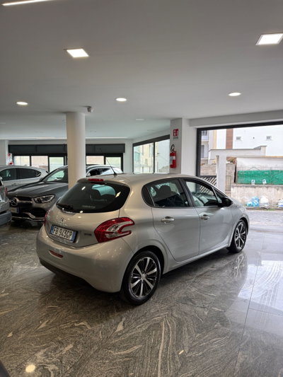Peugeot 208 VTi 95 CV 5p. GPL Allure (4)